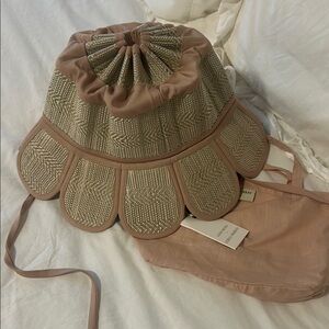 LORNA MURRAY / KATHY HILTON MANHATTAN HAT